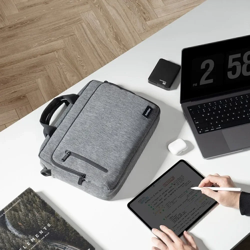 defender-a50 Laptop Briefcase For 14